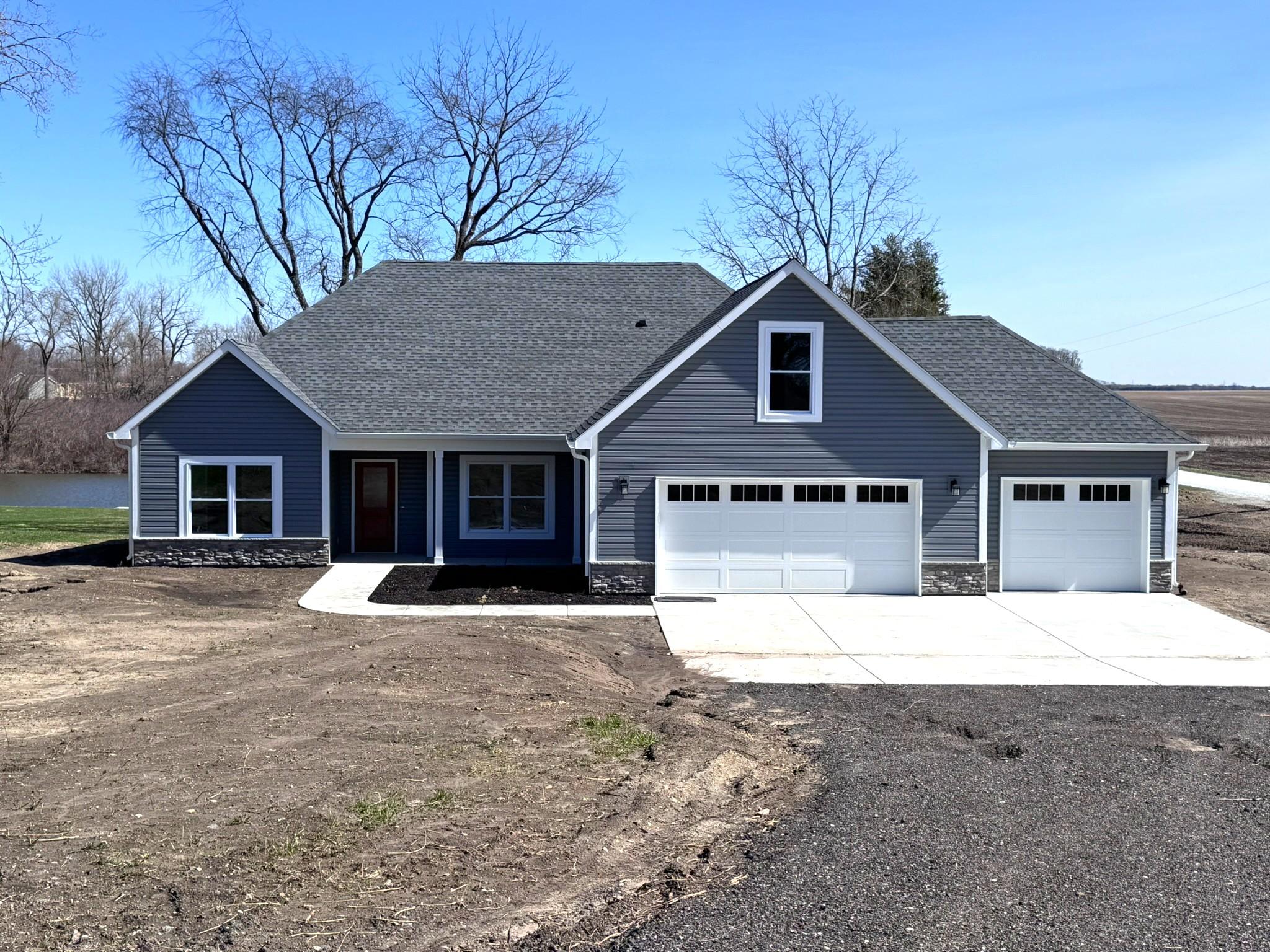 10264 E 975 N, Otterbein Indiana